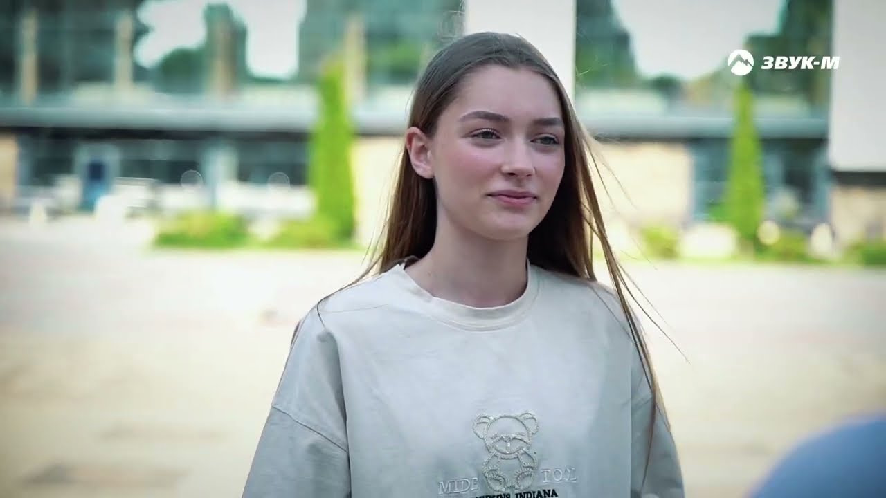 Белые розы