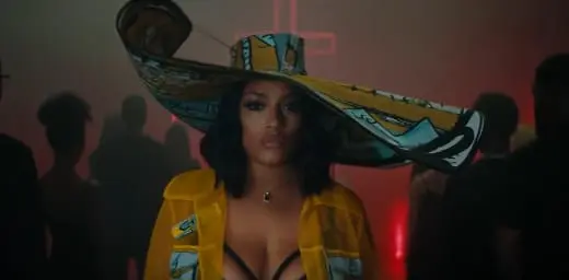 Lil Bitch (Intro)