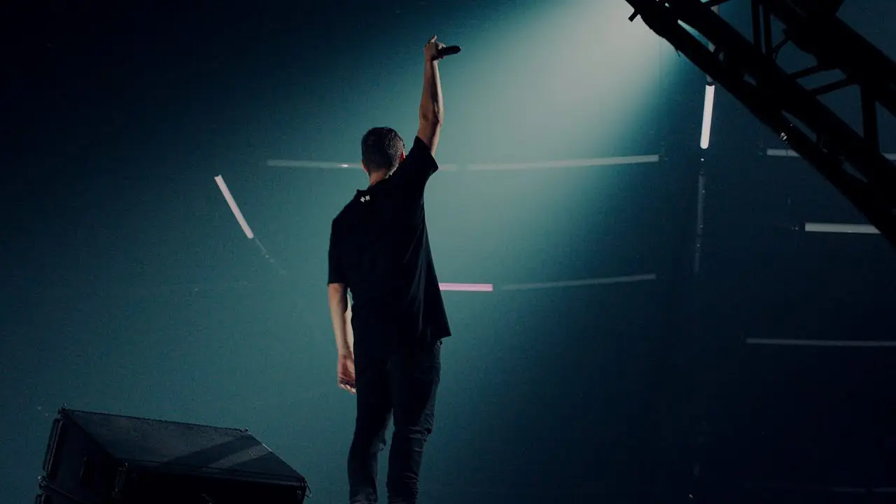 Hold On (Feat. Michel Zitron)