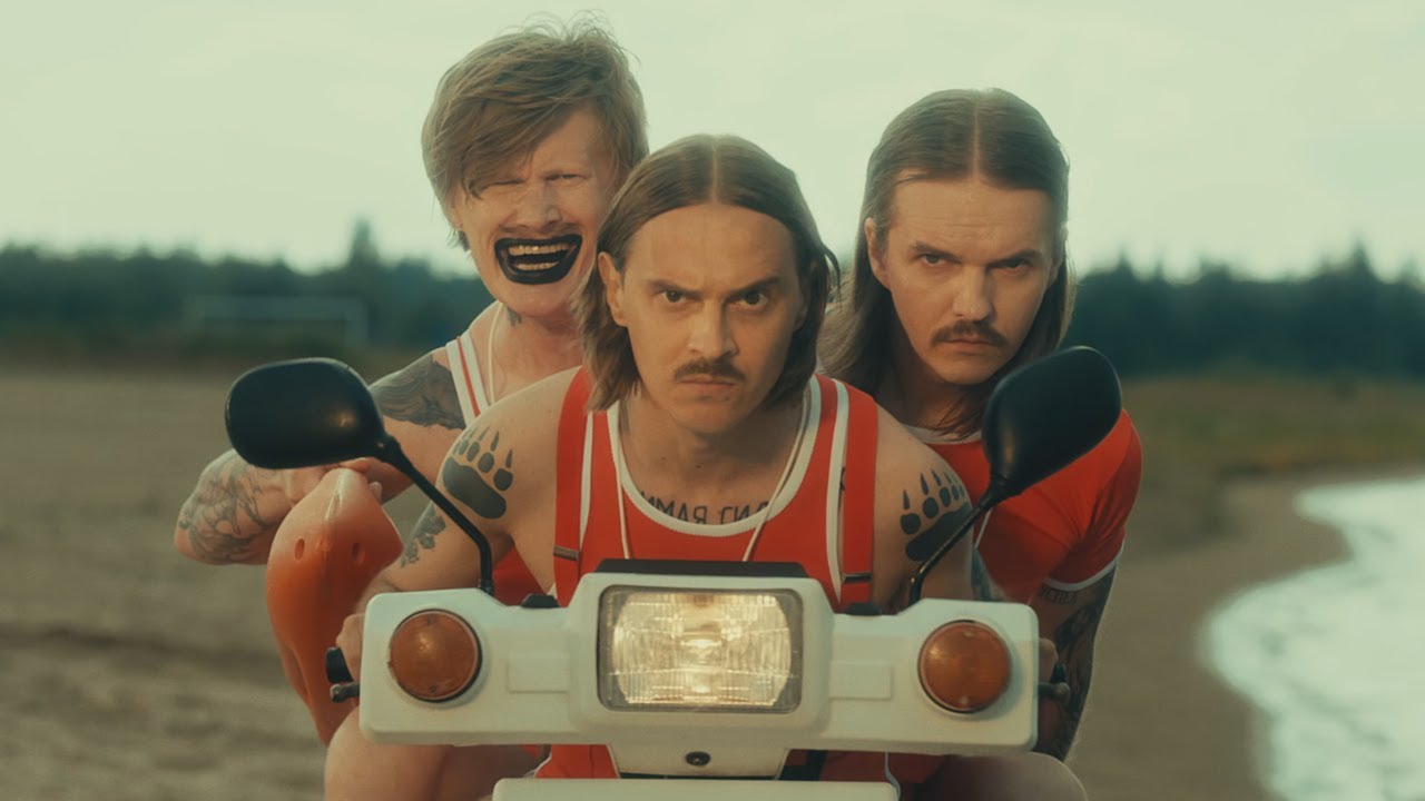 MOUSTACHE