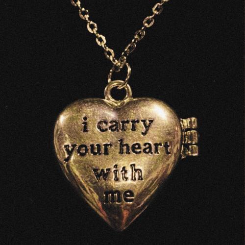 i carry your heart with me