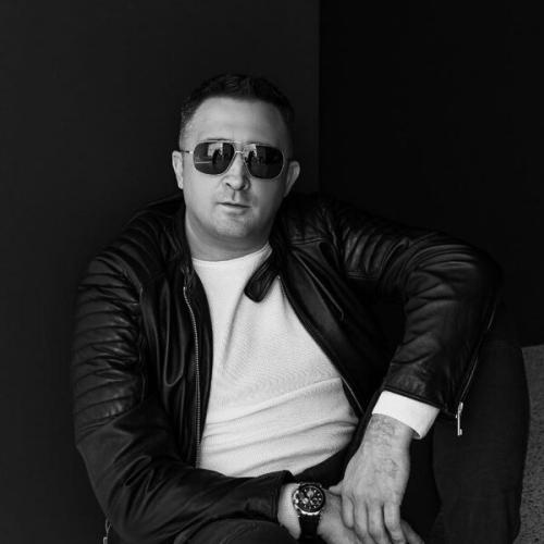Артист Андрей Гукалов