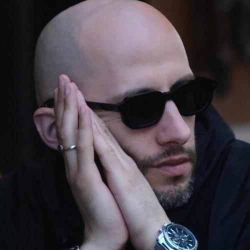 Azar Strato