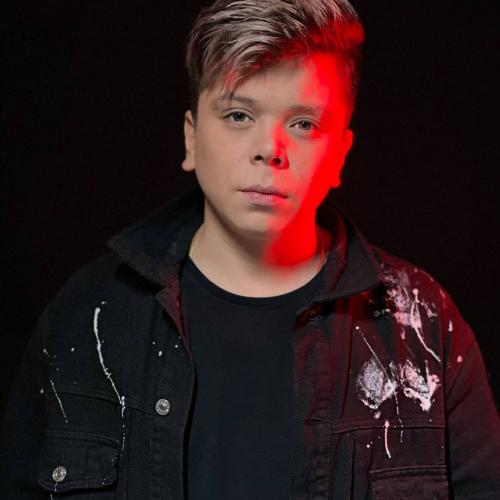 Элвин Грей