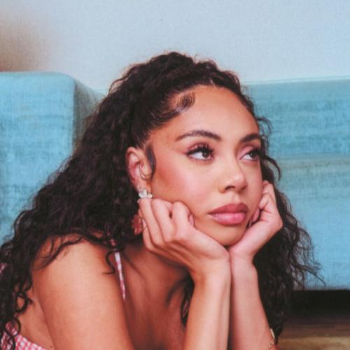 Jaz Karis