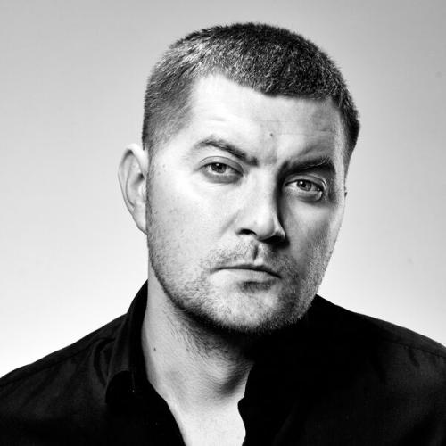 Артист John