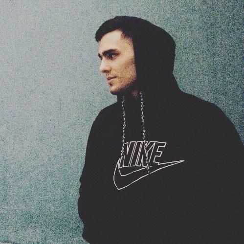 Артист Juste