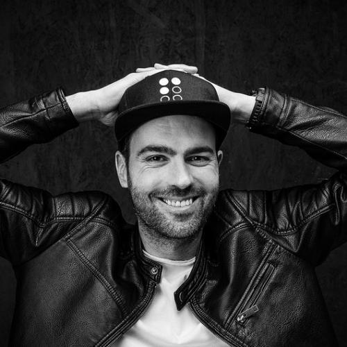 Артист Mark Sixma