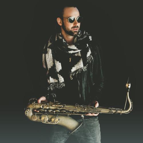 Max The Sax