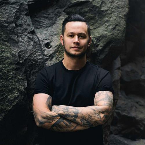 Артист Mike Perry