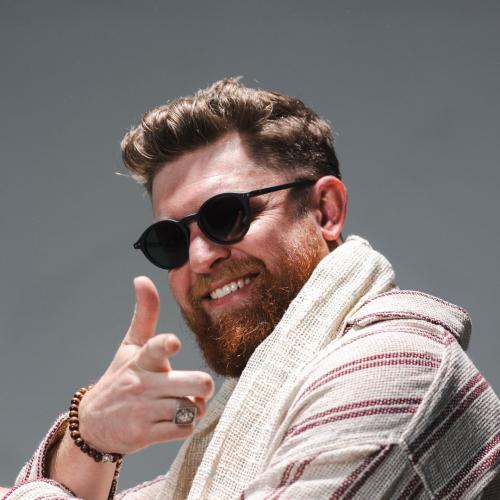 Nic Hanson