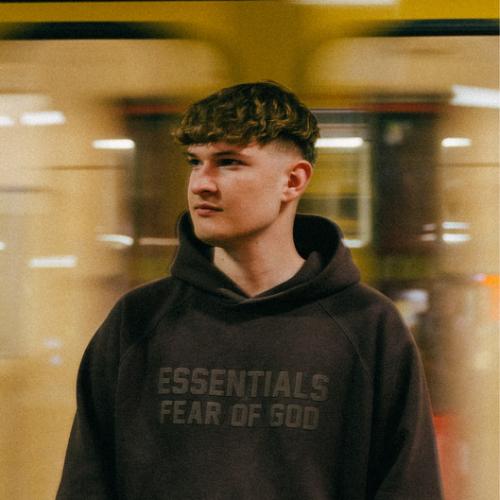 Nik Taylor