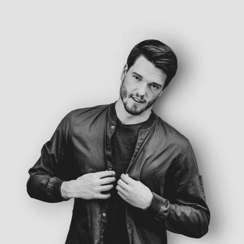 Niklas Thal