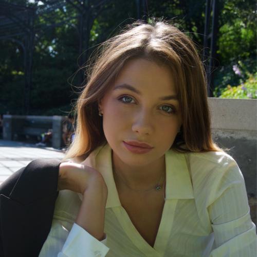 Nikol Apatini