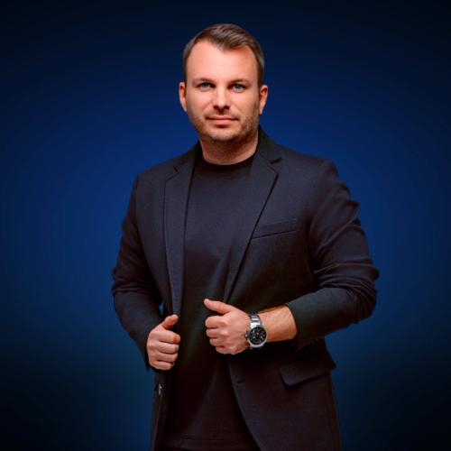 Vadim Adamov