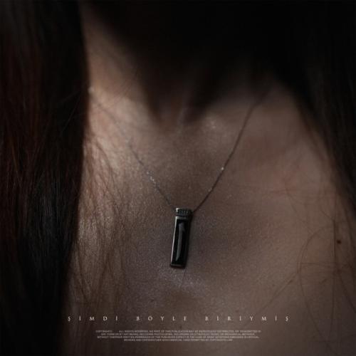 Afra - Şimdi Böyle Biriymiş (feat. Demet Özdemir)