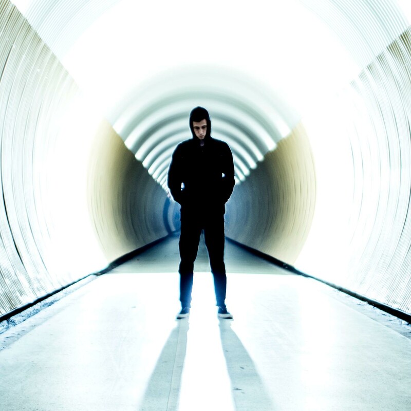 Faded (Young Bombs Remix) - Alan Walker feat. Young Bombs