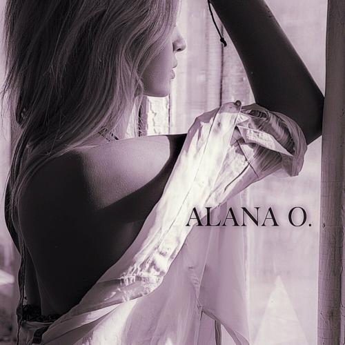 Alana O. - Обнажена Чиста