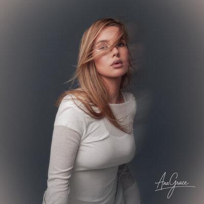 MANIFEST - Ana Grace