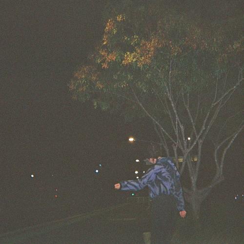 Arky Waters & Mami - Holdin' On