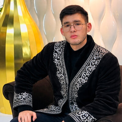 Асанәлі Әбдіразақ - Үйлену