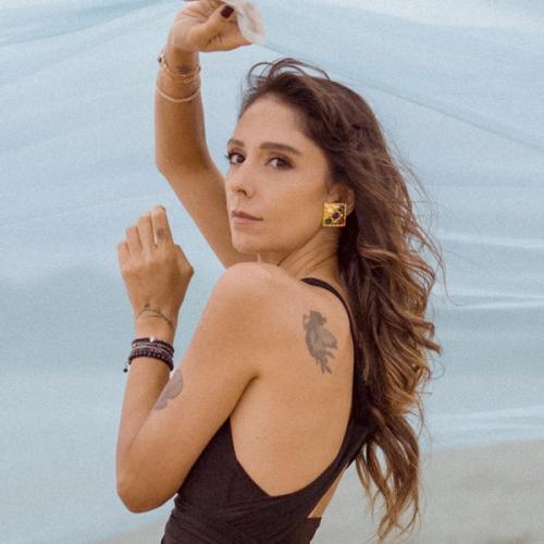 Aslı Demirer - Tadın Uzak
