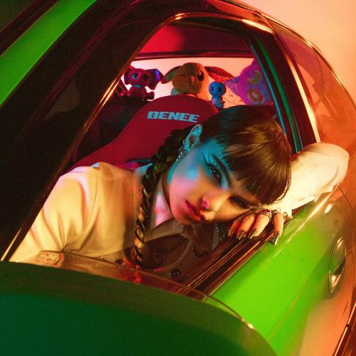 BENEE - Green Honda