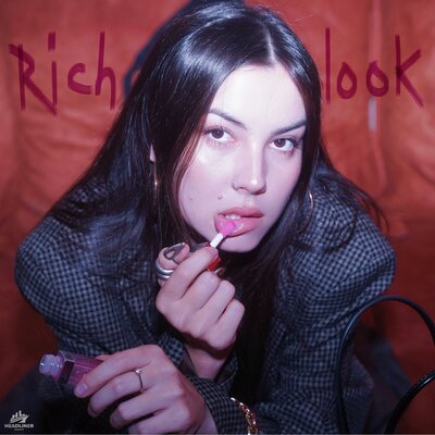BERNIE - Rich Look