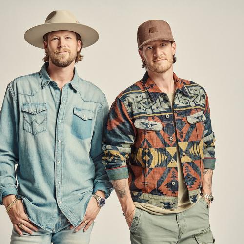 Chase Rice feat. Florida Georgia Line - Drinkin' Beer. Talkin' God. Amen.