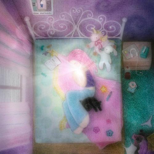 chloe moriondo - glow
