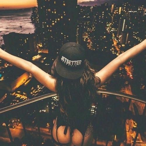 DEELIZE & KEAN DYSSO - Poco De Loco