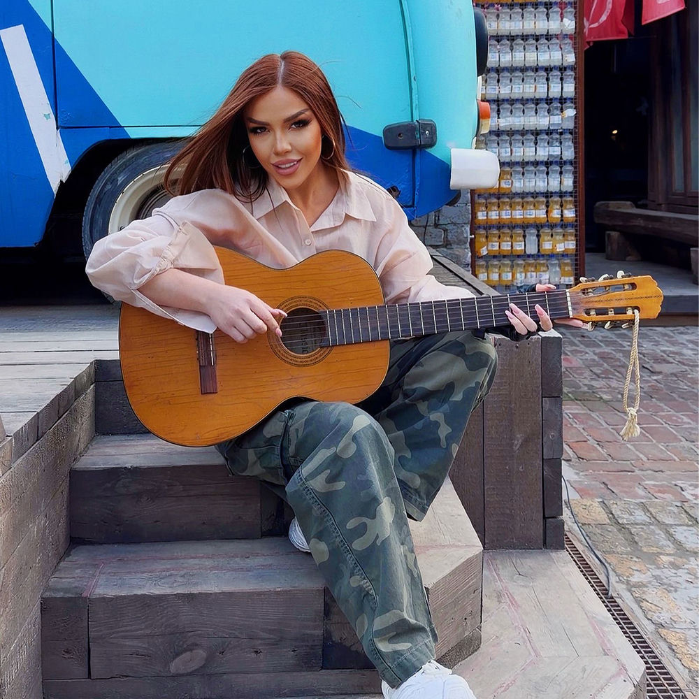 Qez Het - Diana Harutyunyan