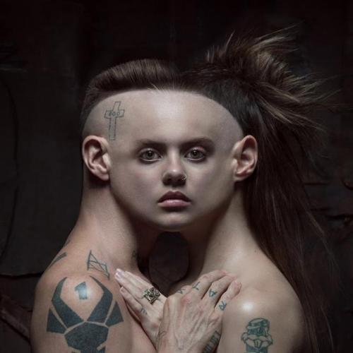 Die Antwoord feat. Gqwa!, JouMaSePoes & Moonchild Sanelly - Naai Is 'N Lekker Ding