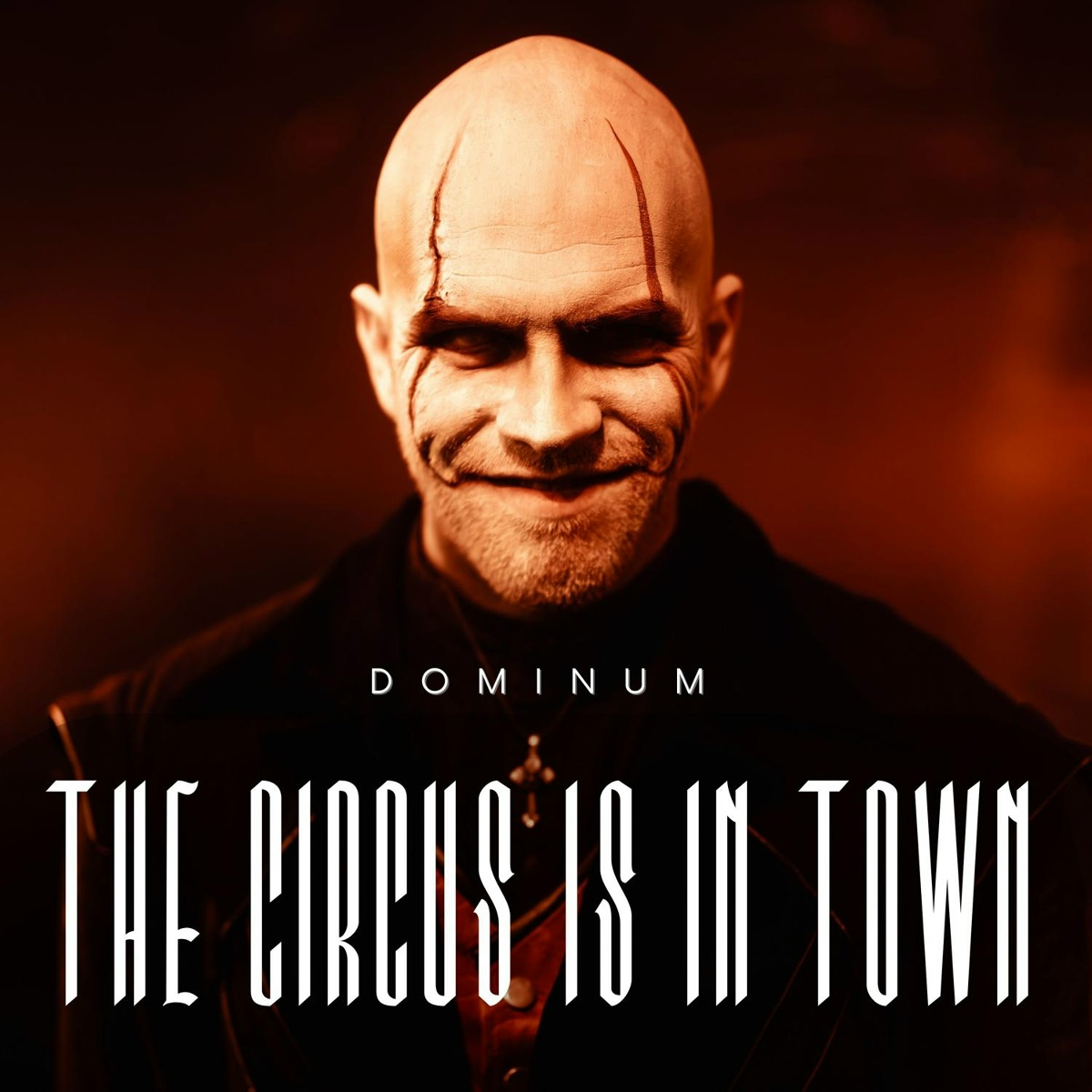 The Circus is in Town - DOMINUM