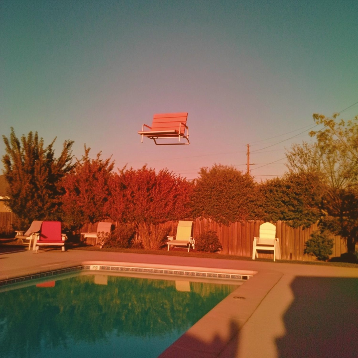 At the Party - DRIFT feat. Connan Mockasin, Benny Sings, Philippe Katerine, Feist, infinite bisous