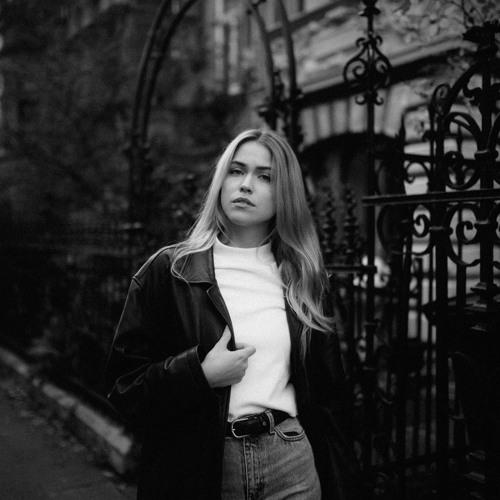 Emma Peters - DOUDOU (2M4Z Remix)
