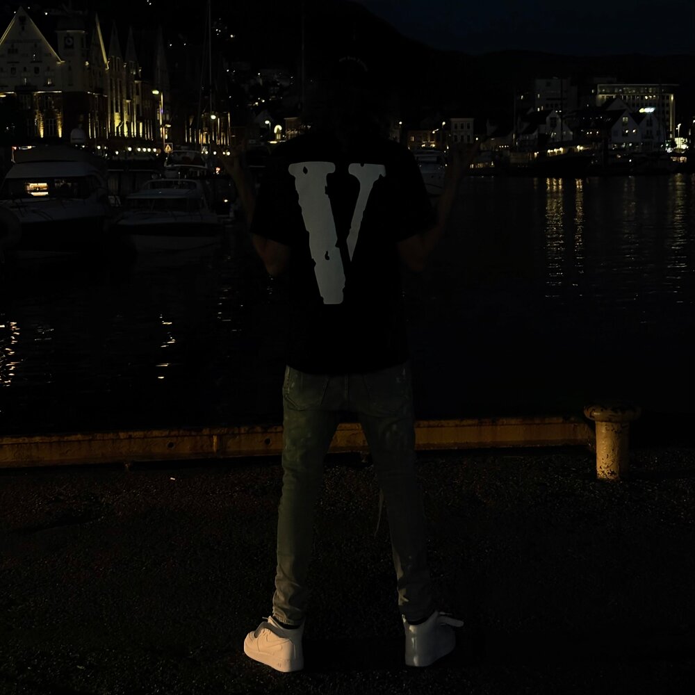 Alone - ErickoSimans