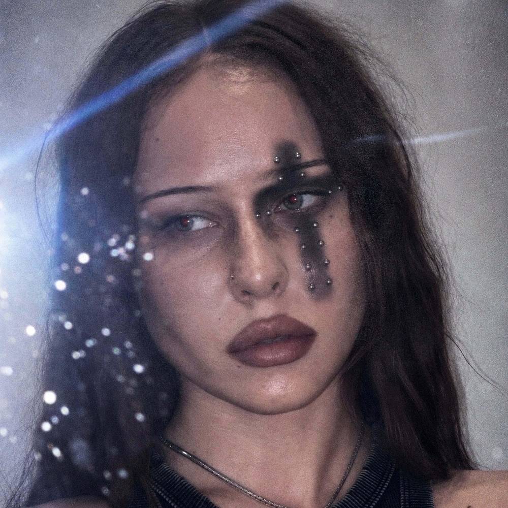 all i want (prod.by magluziano) - EVASHA