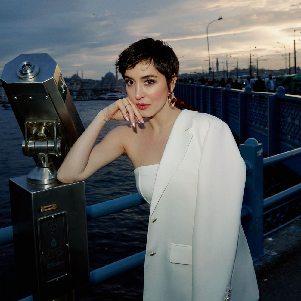 Ezgi Eyüboğlu - İyileşeceğim