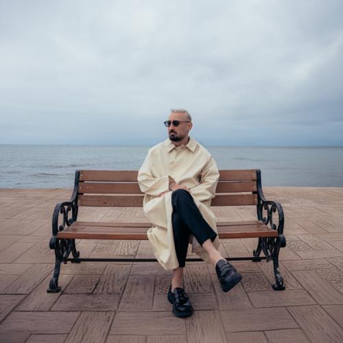 Ölüm Gibi - Fikret Dedeoğlu