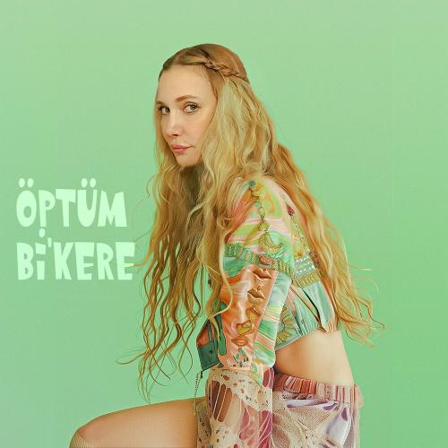 Gökçe - Öptüm Bi' Kere