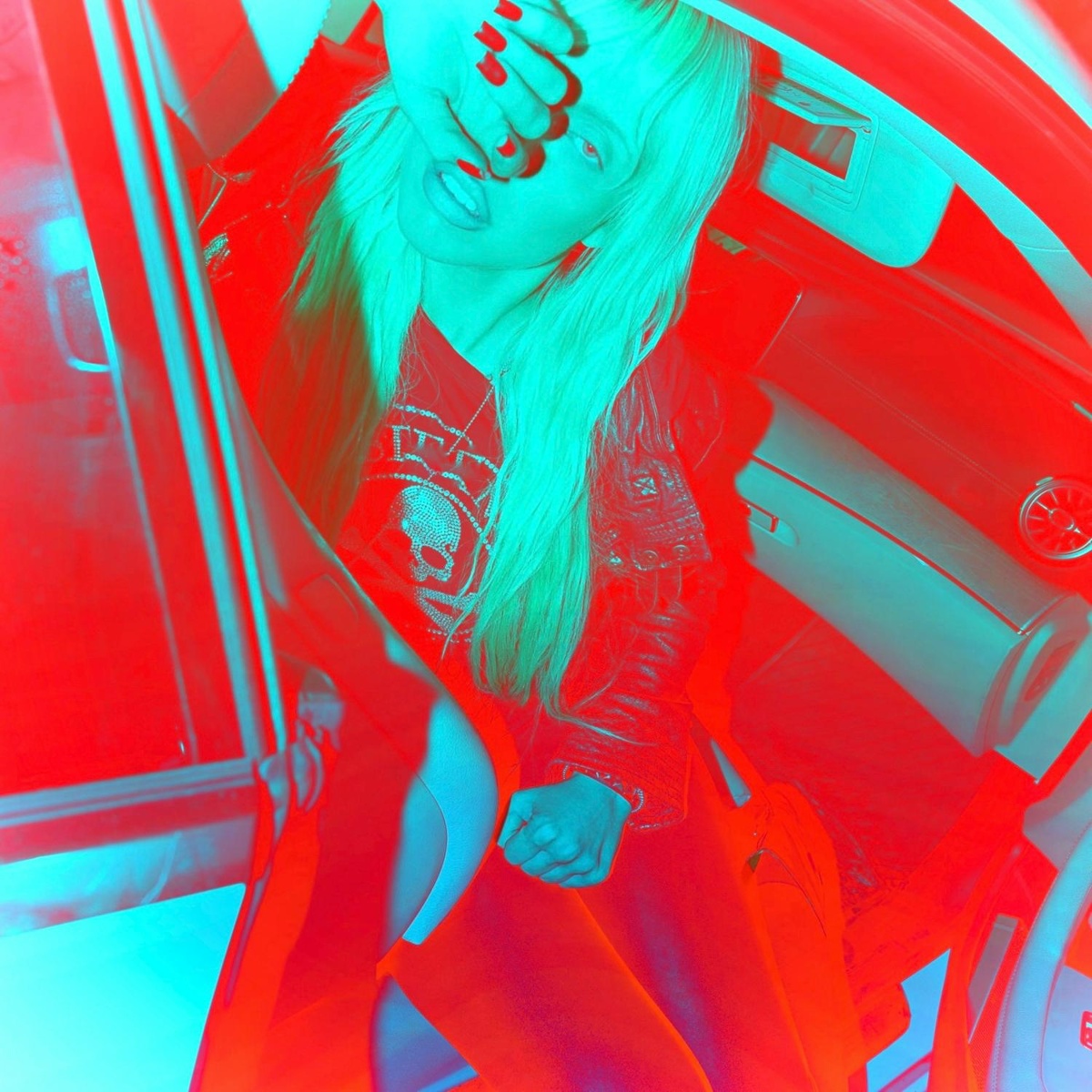 evil - goth girl