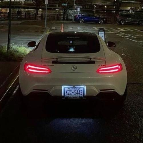 Hella - Phantom