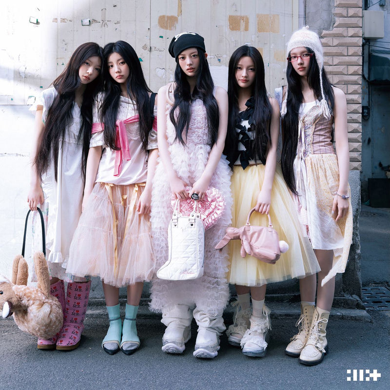 I Got Your Back (Feat. Jisoo, Momoka Of Hana) - ILLIT & HANA