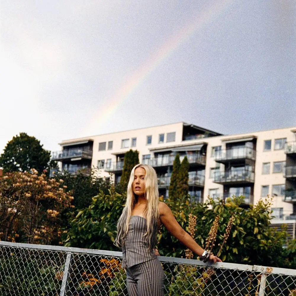 Min bydel - Julie Bergan