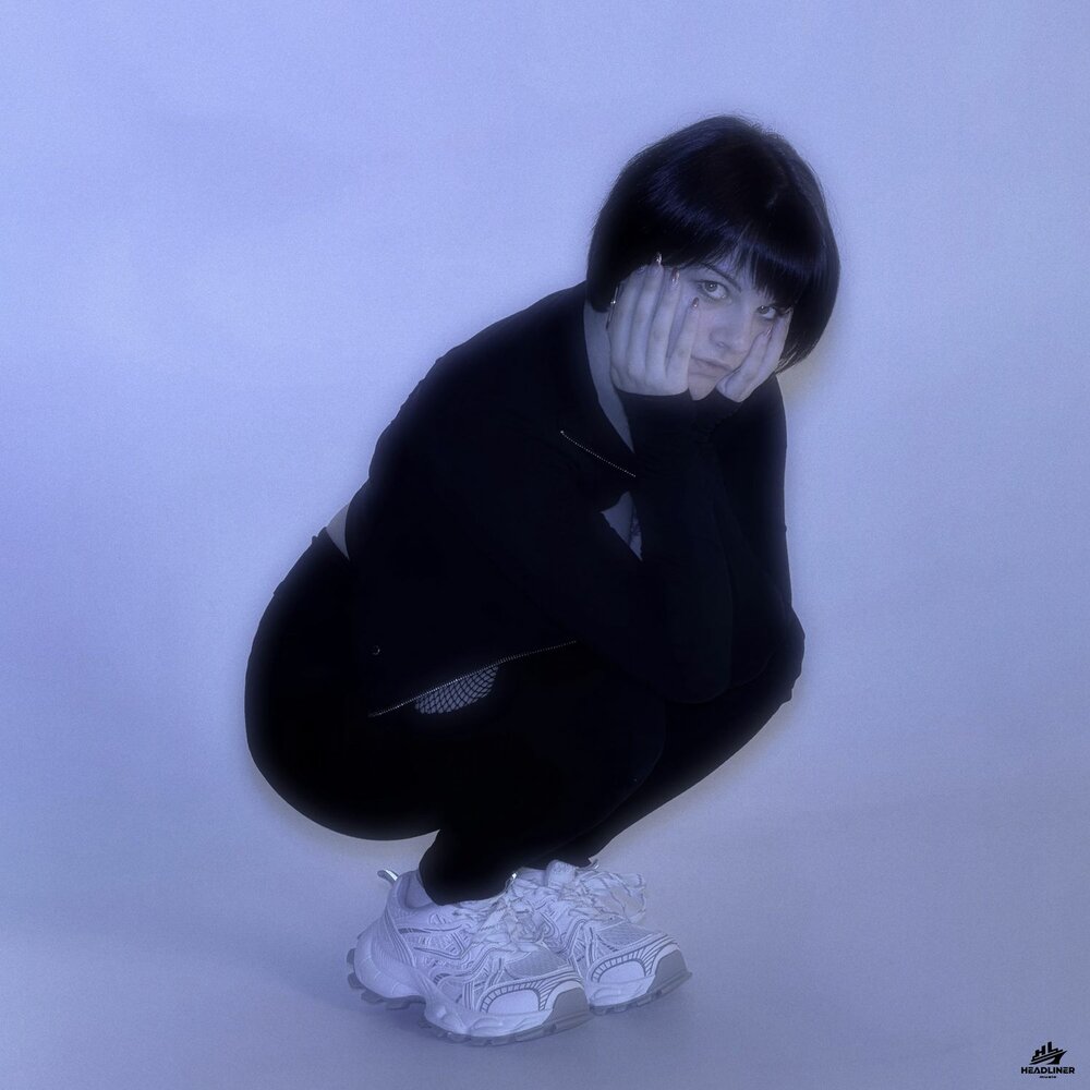Кто я без любви？ - keelse