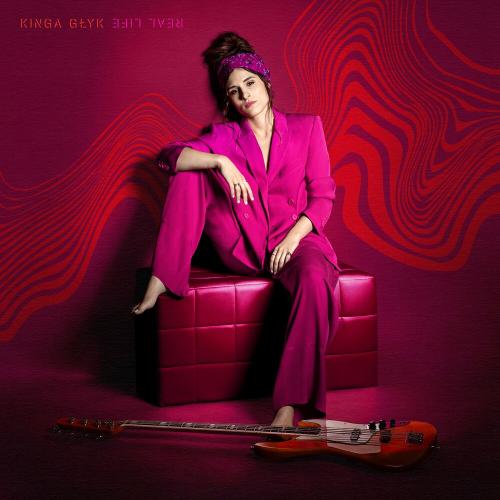 Kinga Glyk - Swimming In The Sky