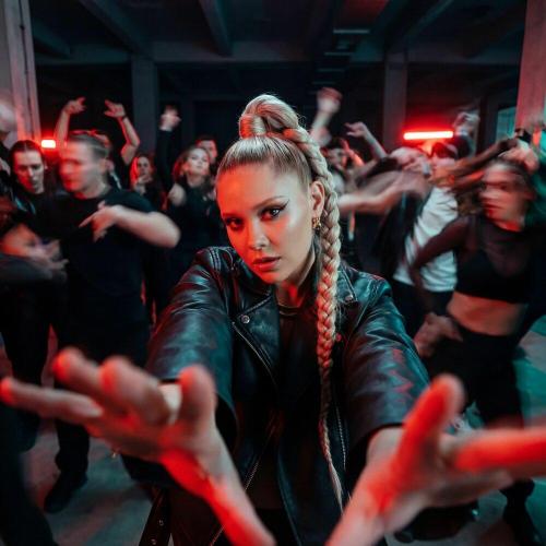 КСЕНЯ - До утра