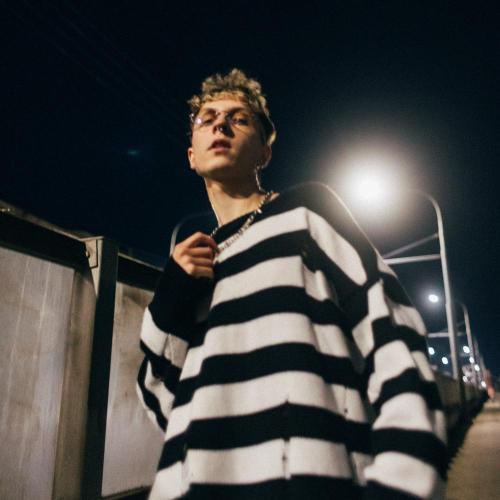 ларк - Что ты делаешь со мной？ (prod. by noiiikk x Бджола)