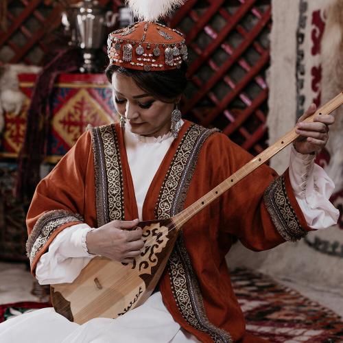 Ләззат Байырбекова - Қазақтың қызы әдемі